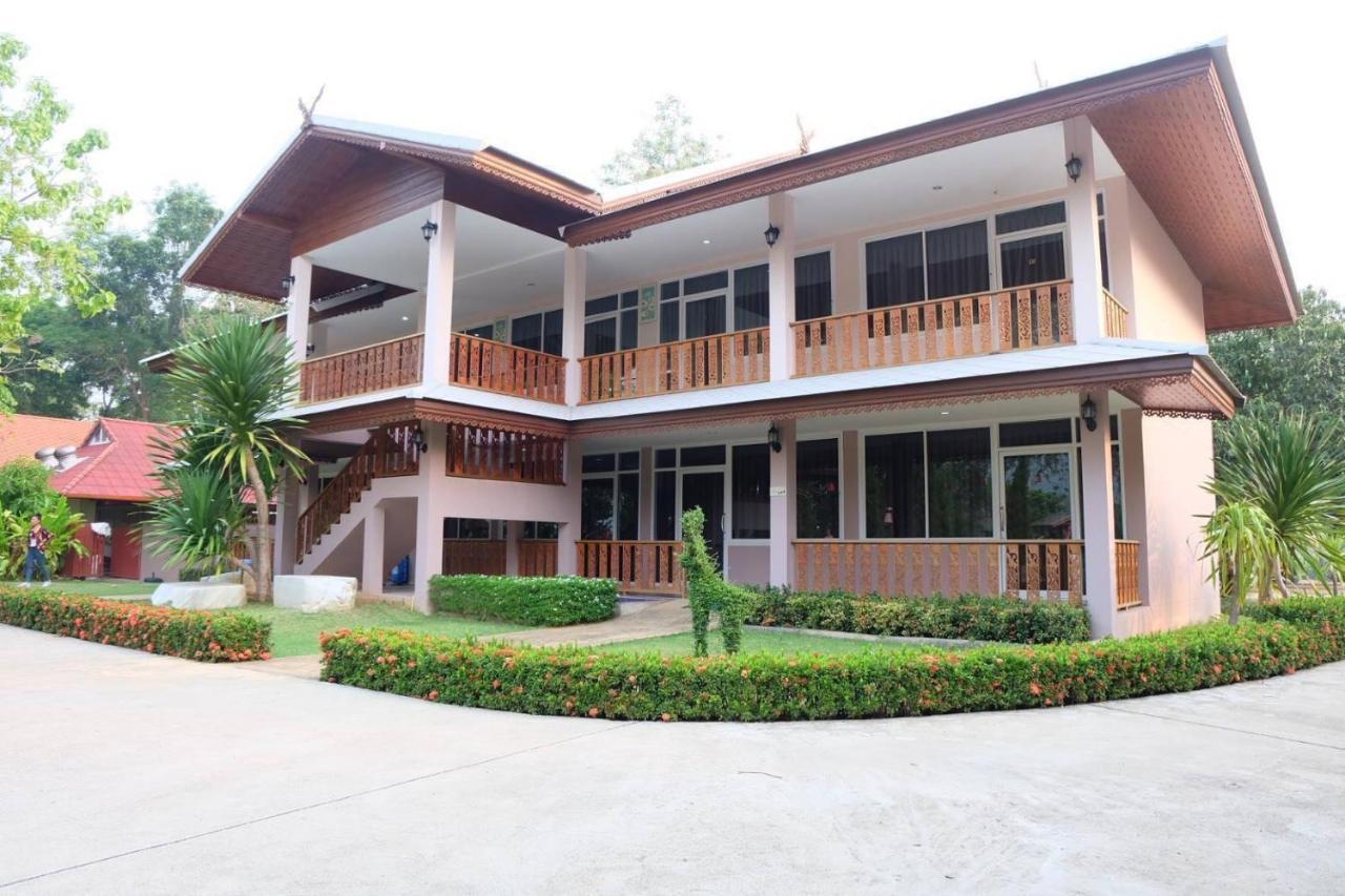 Baanpufa Resort Ban Huai Maenam Noi Esterno foto