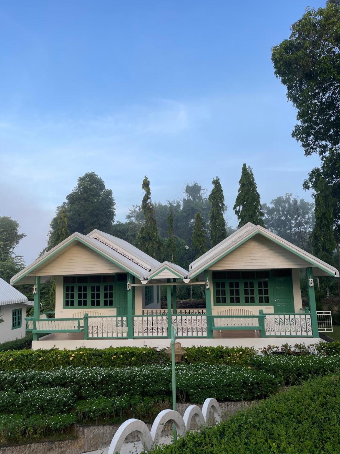 Baanpufa Resort Ban Huai Maenam Noi Esterno foto